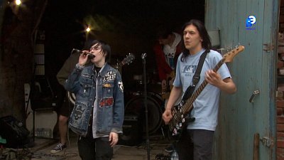Миасские музыканты дают концерт в гараже