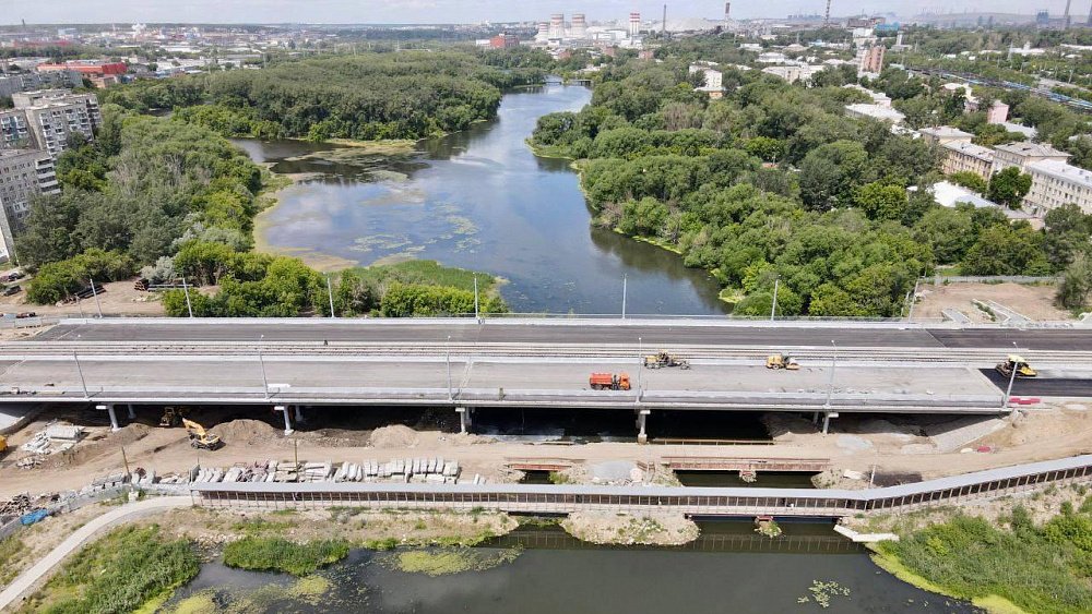 В Челябинске 15 июля запустят движение по Ленинградскому мосту