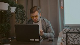 Половина жителей Челябинской области одобряют трудоголизм Половина жителей Челябинской области одобряют трудоголизм