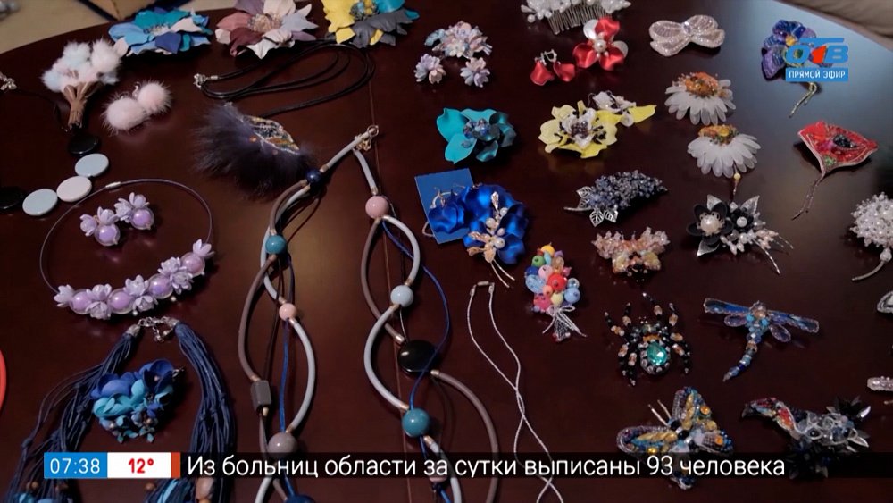 Модные украшения в рубрике «Что в шкатулке?»