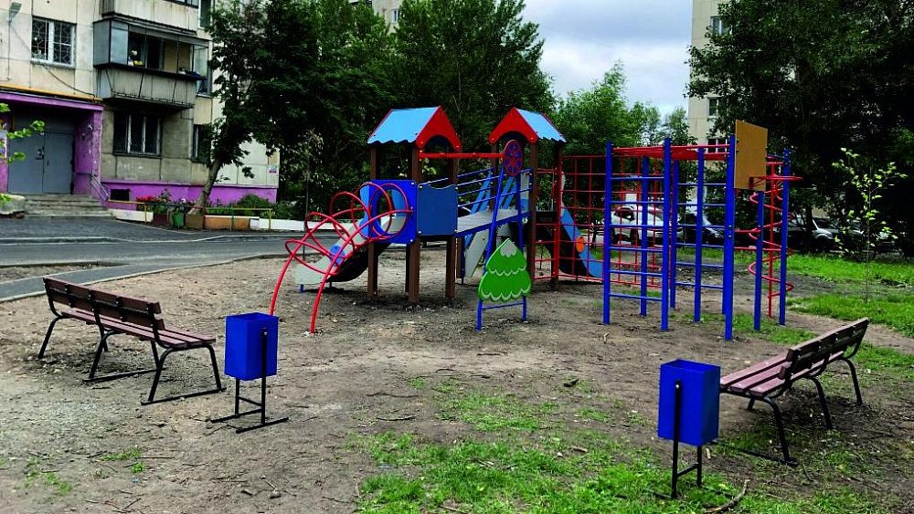 В Тракторозаводском районе Челябинска дворы обновят до 1 сентября