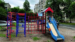 В Тракторозаводском районе Челябинска дворы обновят до 1 сентября