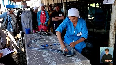 Прошел конкурс операторов машинного доения коров