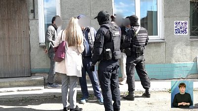 Полицейские накрыли картель по поставке мигрантов