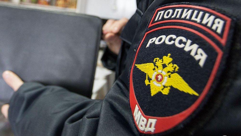 В Челябинске прохожая ударила девочку по голове из‑за самоката