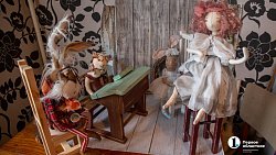 Машинист мостового крана из Челябинска шьет игрушки-талисманы