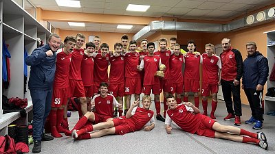 Футболисты из «Челябинск ОСШ» одержали шестую победу в ЮФЛ