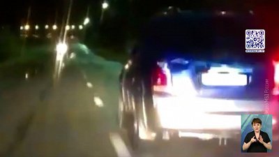 Полицейские устроили погоню со стрельбой