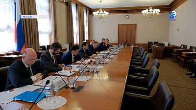 В Москве проходит заседание комиссии госсовета