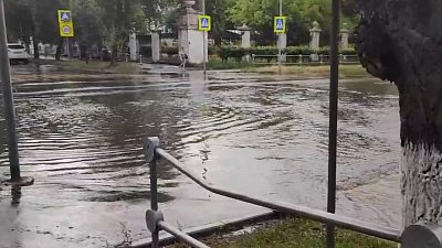 Ливень с градом в Магнитогорске попал на видео