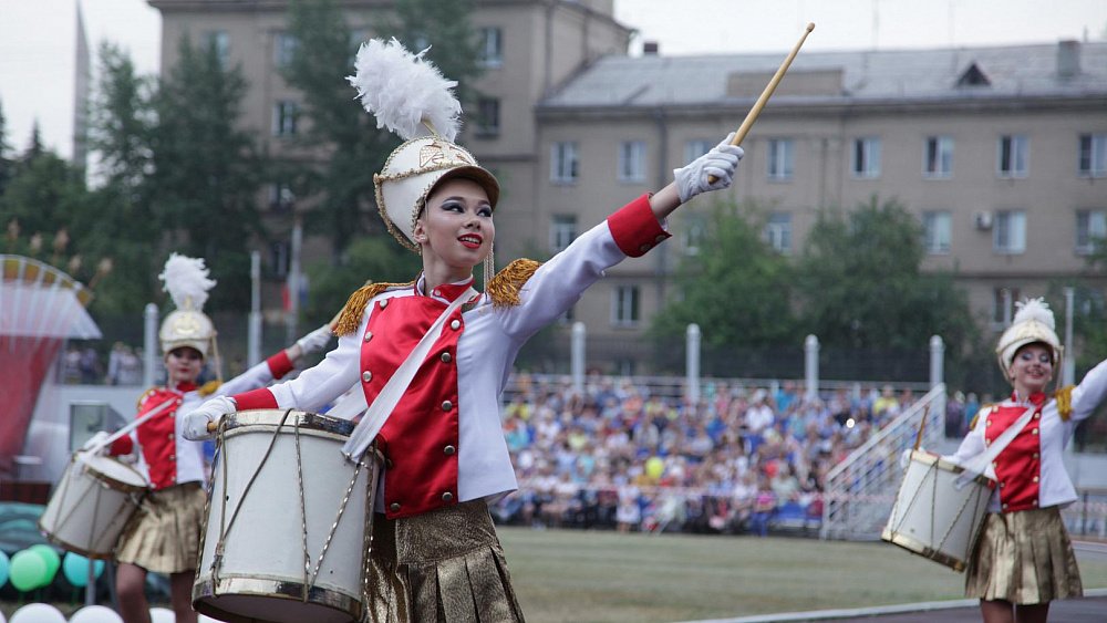 Афиша празднования Дня металлурга в Челябинской области