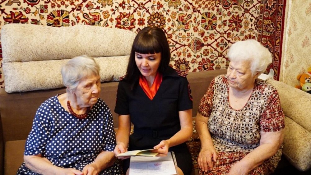 Документы для 96‑летнего ветерана из Мариуполя сделали полицейские Магнитогорска