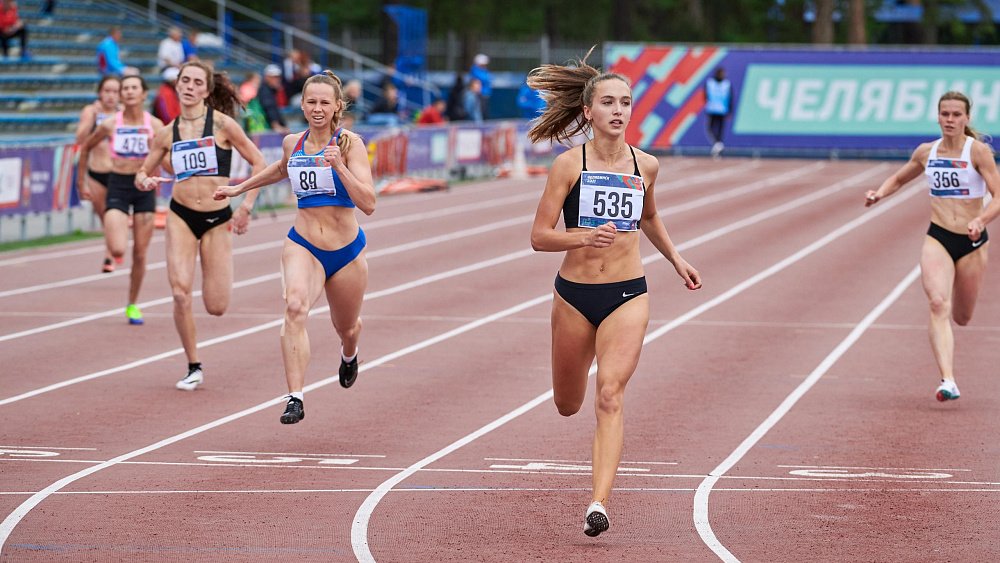 Легкоатлетка Наталья Комбарова завоевала серебро на первенстве России