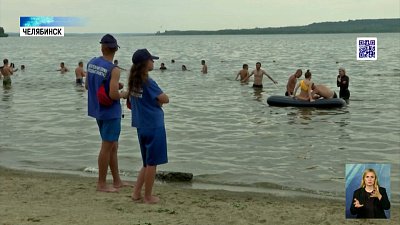 Чем опасны надувные матрасы на воде?