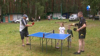 В Миассе проходят соревнования по настольному теннису