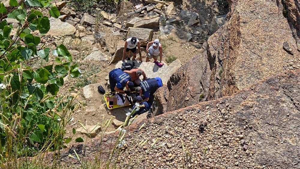 На Изумрудном карьере в Челябинске разбился подросток