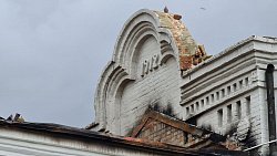 Делегация из Челябинска доставила гуманитарную помощь в монастырь ДНР