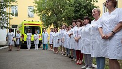 Алексей Текслер показал главе Совфеда детский сад и Центр охраны материнства и детства в Магнитогорске