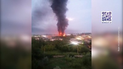 В Копейске — крупный пожар в промзоне