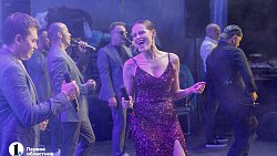 В Челябинске во время концерта «Хора Турецкого» начался дождь