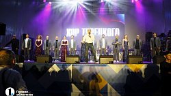 В Челябинске во время концерта «Хора Турецкого» начался дождь