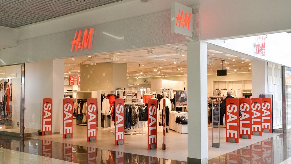 В России откроют магазины H&M, чтобы распродать одежду