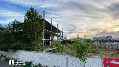 Компания Олега Лакницкого планирует завершить долгострой возле «Малахита»