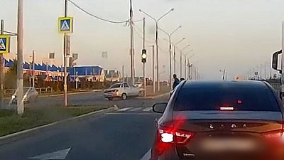 ДТП в Магнитогорске попало в объектив видеорегистратора