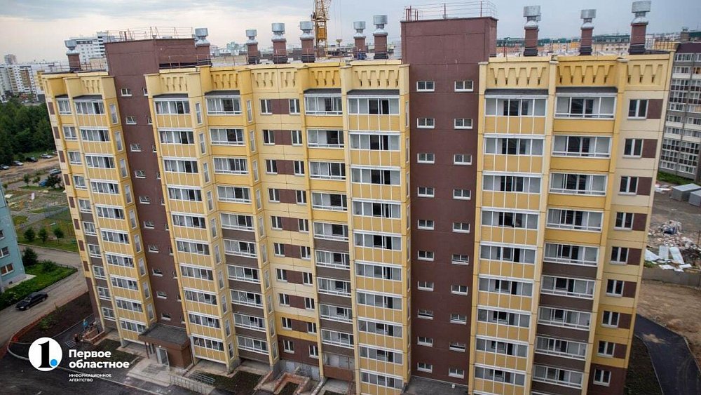 В Челябинске обманутые дольщики Сребрянского начали получать ключи от своих квартир