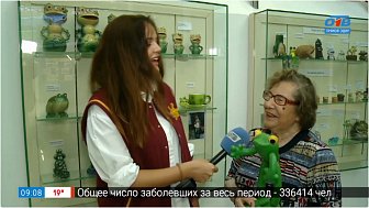 Выставка «Лучше КВАкать, чем плакать» — Прямое включение