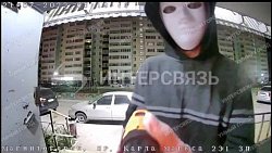 В Магнитогорске мужчины в масках просверлили домофоны «Интерсвязи»