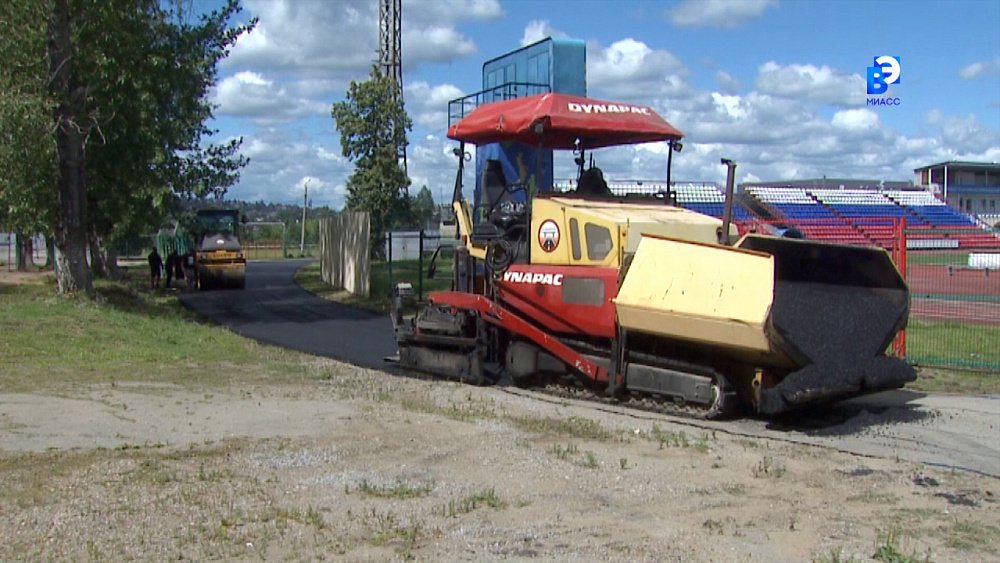 На стадионе «Труд» идёт благоустройство