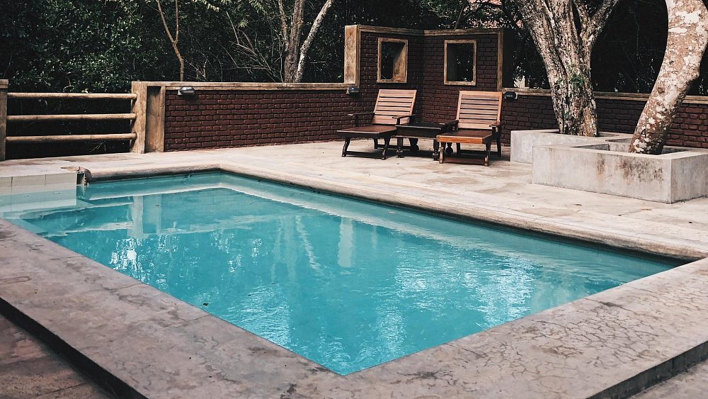 Челябинцам рассказали, как выбрать подходящий бассейн для дачи