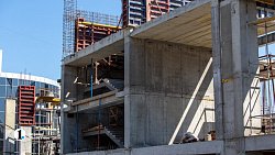 В Челябинске приступили к ремонту подземного перехода у «Детского мира»