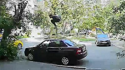 «Попыгрунчика» ищут в Челябинске: он разбил чужое авто