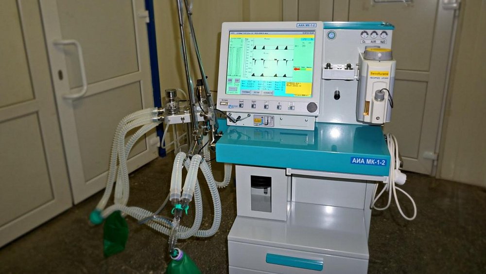 В Чебаркульскую областную больницу поступил новый аппарат ИВЛ