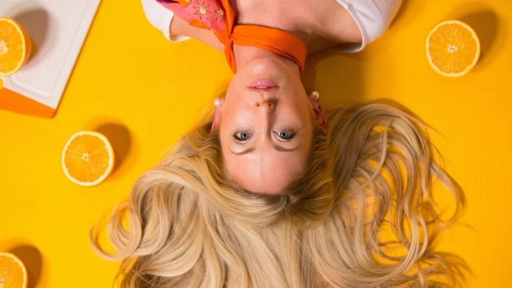 Добавьте эти витамины в шампунь для красоты волос