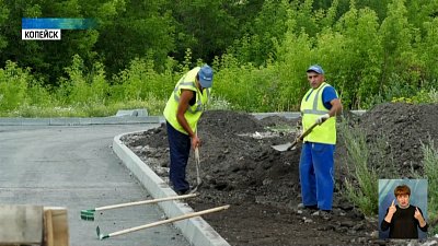 В Тугайкуле завершается ремонт дороги к школе