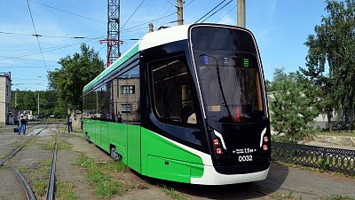 Безбилетников в новых челябинских трамваях вычислят датчики пассажиропотока