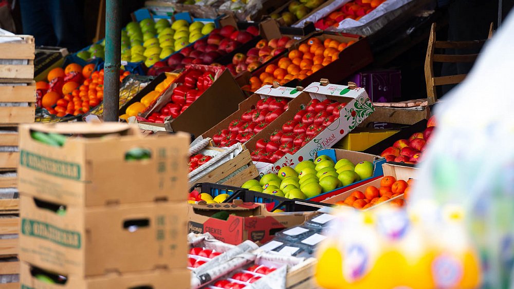 В Челябинской области на треть подешевели капуста и помидоры