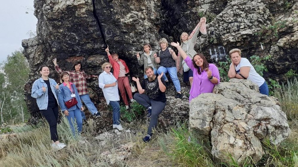 Экскурсоводам и туроператорам показали туристический маршрут по Верхнеуральску