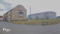 Хоккейный корт, дорога и сквер: Алексей Текслер осмотрел знаковые соцобъекты Чесменского района