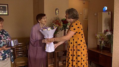 Преподавателя из Миасса поздравляют с 90-летием