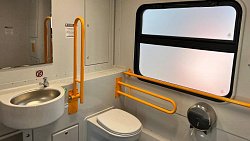 Электричка «Челябинск — Миасс» повышенной комфортности вышла в первый рейс