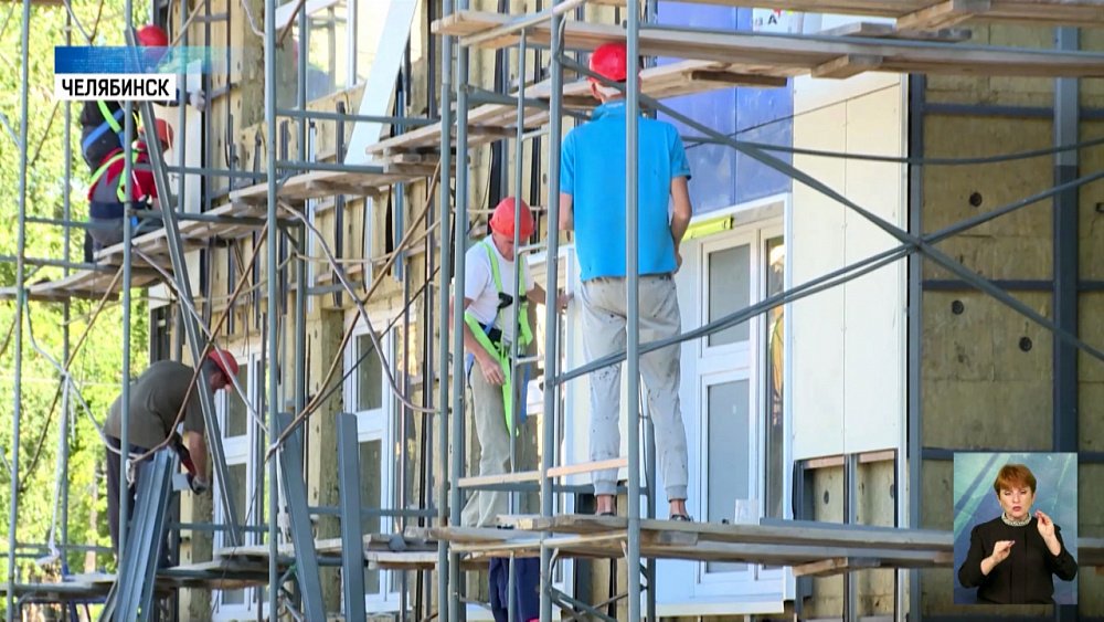 Провели рейд по строящимся детсадам