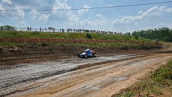 Эта трасса создана для гонок — в Челябинске прошел этап чемпионата России по автокроссу