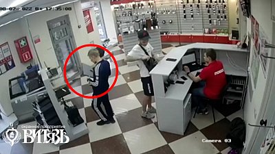 В Челябинске неизвестные украли ноутбук из ломбарда