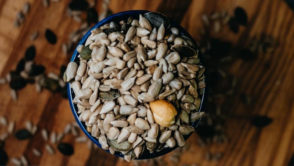 Почему семечки могут быть вредными