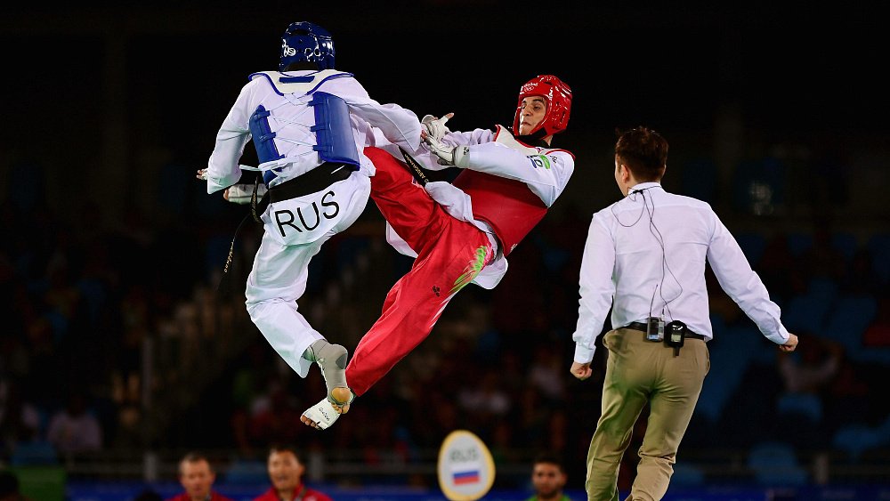 Соревнования по тхэквондо начали проводить по новым правилам