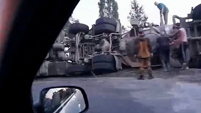 В Челябинской области жители поселка Новотагилка жалуются на опасный поворот